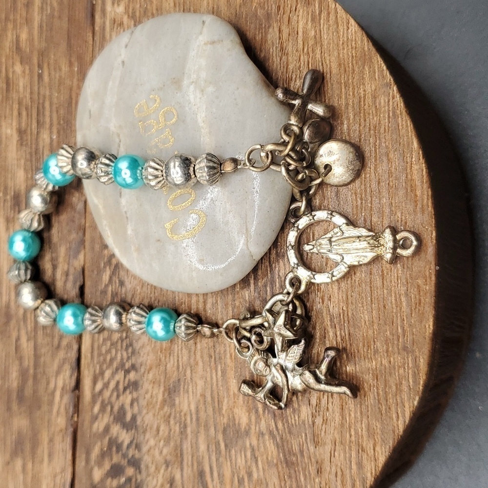 Religious virgin mary charm bracelet B3134‎